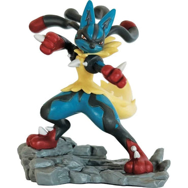 Mega Lucario ex Premium Figure