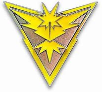 Team Instinct Deluxe Zapdos Pokemon Pin